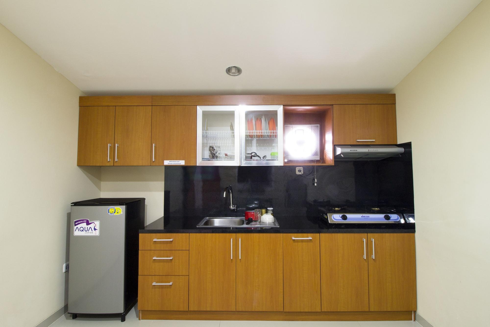 Reddoorz Plus @ Setiabudi Tengah Jakarta Exterior photo